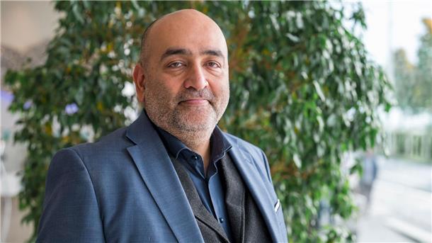 Ampel schließt Vermittlung zum „Sicherheitspaket“ nicht aus Dem Grünen-Vorsitzenden Omid Nouripour missfällt die Art und Weise, wie CDU und CSU über mehr Befugnisse für die Sicherheitsbehörden verhandeln wollen. Er wünscht sich hier mehr Kompromissbereitschaft. (Archivbild)
