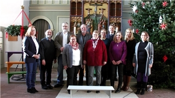 Dem neuen Gesamtkirchenvorstand der drei Ortsgemeinden Altluneberg, Beverstedt und Lunestedt und deren Pastorinnen und Pastoren steht eine arbeitsreiche Zeit bevor.