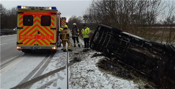 Dem Wetter sind heute auf der A27 in Richtung Cuxhaven zwei Autofahrer zum Opfer gefallen.