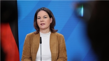 „Dem zynischen Spiel Russlands entgegentreten: Bundesaußenministerin Annalena Baerbock.