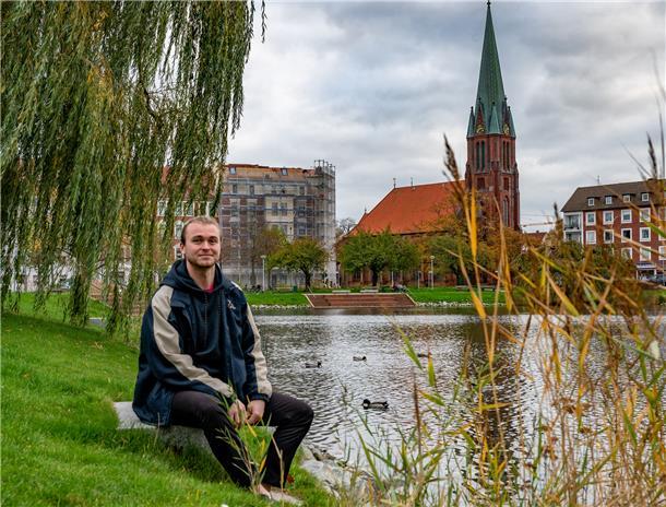 Leo Gablunsky aus Brandenburg ist nach Bremerhaven gezogen und mag den alten Geestemünder Holzhafen. 