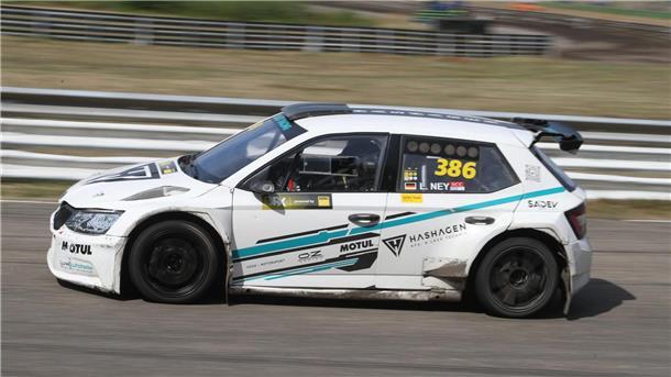 Den Skoda Fabia von Lukas Ney hat das Team für diese Saison in unzähligen Arbeitsstunden und mit viel Detailtreue neu aufgebaut - und der ist damit erfolgreich unterwegs.