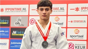  Salavat Akhiev 