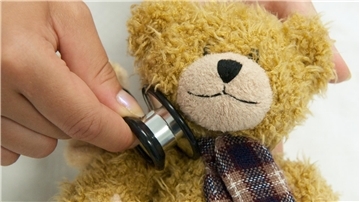 Der Ärztemangel wirkt sich nun auch besonders auf die kleinsten Patienten aus. Im Cuxland gibt es einfach zu wenige Kinderärzte.