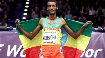 Der Äthiopier Yomif Kejelcha hat in Valencia den Halbmarathon-Weltrekord unterboten.