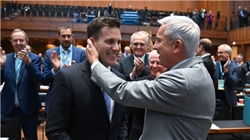 Der Alte und der Neue: Thomas Strobl (r) und sein Nachfolger an der Spitze des CDU-Landesverbands, Manuel Hagel.