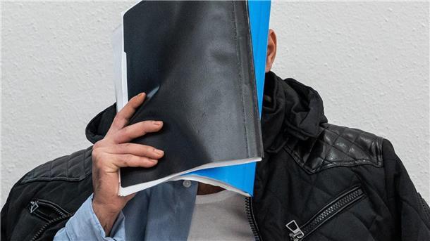 18-Jährige vergewaltigt: Haftstrafe für Bruder Der Angeklagte ist zu einer Haftstrafe verurteilt worden.