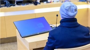 Der Angeklagte sieht sich als unschuldig.
