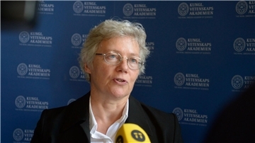 Der Anruf aus Stockholm überraschte die Atomphysikerin Anne L’Huillier im Unterricht.