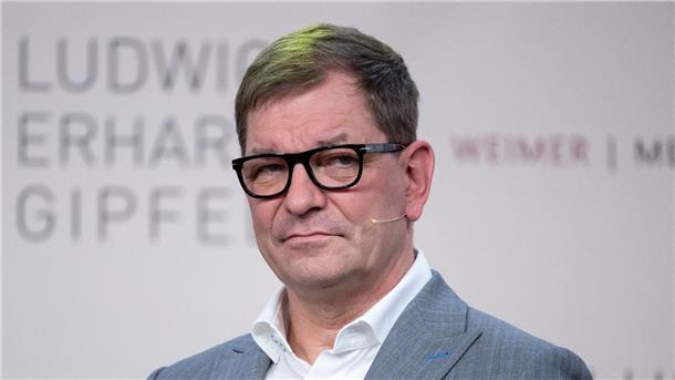 Der Audi-Aufsichtsrat gibt Vorstandschef Duesmann den Laufpass.