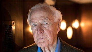 Der Autor John le Carré 2017 in Hamburg.