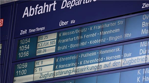 Faeser nimmt Infrastrukturbetreiber in die Pflicht Der Bahnausfall Anfang Oktober rückt in den Fokus, wie angreifbar Infrastruktur sein kann.