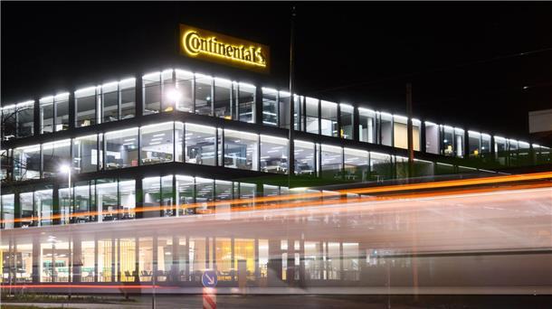 Continental will auch nach Aufspaltung in Hannover bleiben Der Bau der neuen Unternehmenszentrale am Pferdeturm in Hannover hat fünf Jahre gedauert – erst im Dezember 2023 wurde sie eröffnet. (Archivbild)