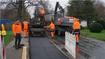 Der Bereich Dehn-Misselhornweg in Appeln erhielt eine solide Asphaltdecke.