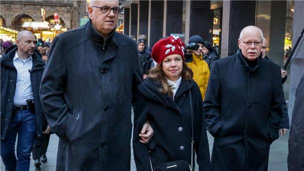 Der Bremer Bürgermeister Andreas Bovenschulte (SPD) hat der Opfer auf dem Magdeburger Weihnachtsmarkt gedacht. 
