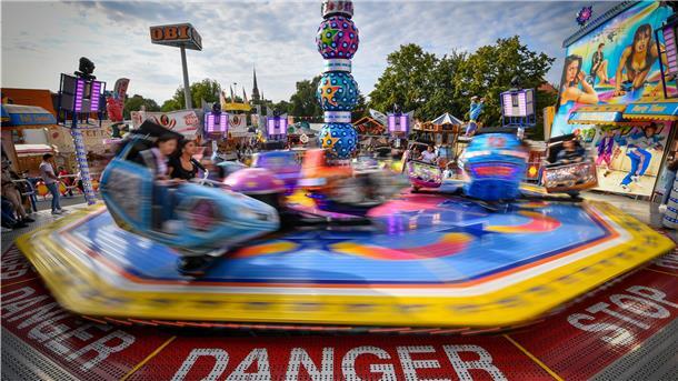 Der Bremerhavener Freimarkt wurde wegen der Corona-Pandemie im August abgesagt. Der Bremer Freimarkt darf jetzt in abgespeckter Form stattfinden.