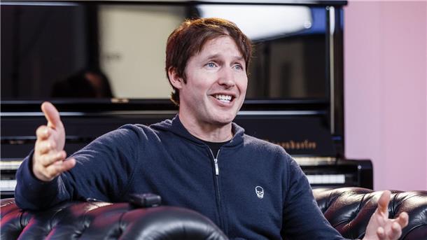 James Blunt über seinen größten Hit Der britische Singer-Songwriter James Blunt vor einem Konzert in Hamburg im Jahr 2020.