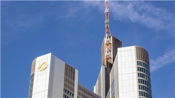 Der Bund will die Beteiligung an der Commerzbank senken. (Archivbild)