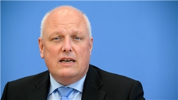 Der Bundesdatenschutzbeauftragte Ulrich Kelber hat das Bundespresseamt angewiesen, die Facebook-Fansite der Bundesregierung aus datenschutzrechtlichen Gründen vom Netz zu nehmen.