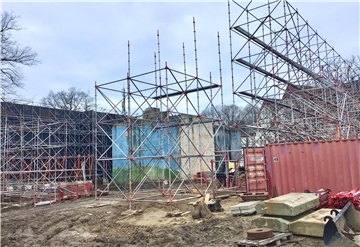 Der Bunker an der Wurster Straße in Bremerhaven wird 2023 von einem Bauunternehmer abgerissen. 