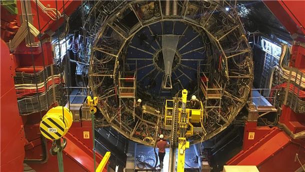 70 Jahre Cern - Wie Forschung den Alltag verbessert Der Cern-Teilchenbeschleuniger LHC liegt in einem gigantischen 27 Kilometer langen Tunnel unter der Erde. (Archivbild)