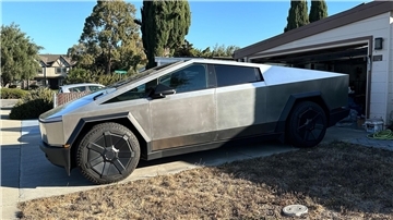 Der „Cybertruck“ sieht ganz anders aus als traditionelle Pickups.