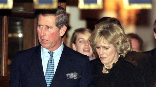 Der damalige britische Thronfolger Prinz Charles und seine langjährige Freundin Camilla Parker Bowles im Jahr 1999.