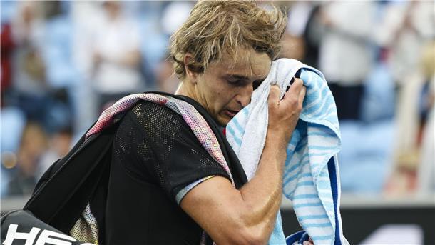 Der Deutsche Alexander Zverev war nach dem Ausscheiden sichtlich niedergeschlagen.