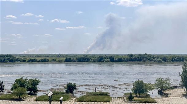Krieg gegen die Ukraine: So ist die Lage Der Dnipro ist nach der Sprengung des Kachowka-Staudamms über die Ufer getreten.