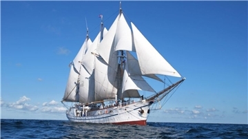 Der Drei-Mast-Gaffelschoner „Großherzogin Elisabeth“ kommt schon am Dienstag.
