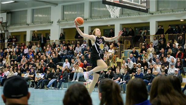 Der Dunking-Contest reizt Überflieger, beim Supercup in der Kolbhalle ihr Bestes zu geben.