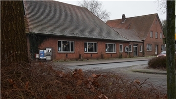 Der ehemalige Dorftreff im Rhader Ortskern.