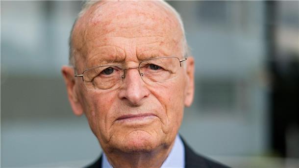 Früherer Volkswagen-Chef Carl Hahn gestorben Der ehemalige VW-Vorstandvorsitzende Carl Hahn, hier im Jahr 2016.