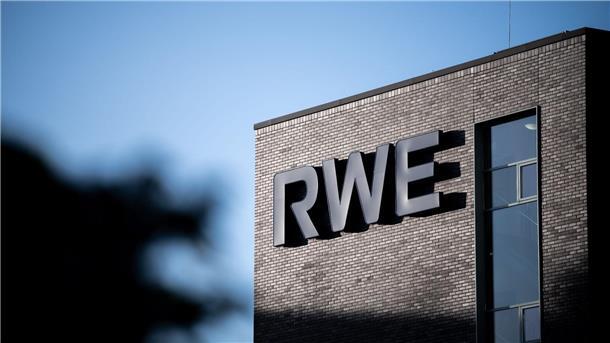 Grünes Wachstum: RWE erhöht Ziele Der Energieriese RWE forciert den Ausbau seiner Grünstrom-Erzeugung deutlich.
