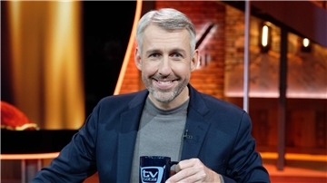 Der Entertainer Sebastian Pufpaff moderiert seit 2021 das Revival der einstigen Kult-Show von und mit Stefan Raab.