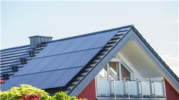 Der erste Vortrag beschäftigt sich mit dem Thema „Solarstrom vom eigenen Dach.