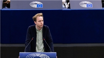 Der Europaabgeordnete Rasmus Andresen (Grüne) kritisiert den Verweis an den Europäischen Gerichtshof als den „jüngsten Akt eines wahren Trauerspiels“.
