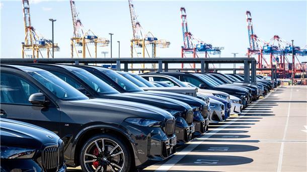 Der Export von Autos könnten nach Berechnungen der BLG um 50 Prozent einbrechen.
