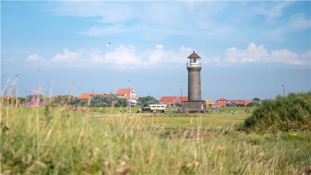 Bekommt Juist eine Bimmelbahn für die Flugplatz-Anbindung? Der Fährverkehr der größeren Passagierfähren von und zur Insel Juist ist von Ebbe und Flut abhängig - der Luftverkehr ist daher eine flexible Reisemöglichkeit. (Archivbild)