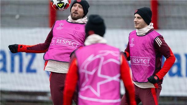 Abschlusstraining ohne Neuer - Kompany: Er wird dabei sein Der FC Bayern absolvierte sein Abschlusstraining ohne Manuel Neuer.