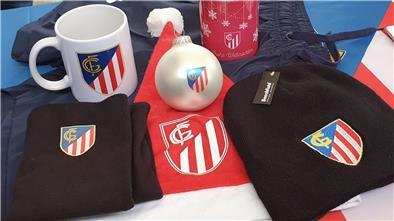 Der FC Geestland hat reichlich Produkte in seinem Fanshop.