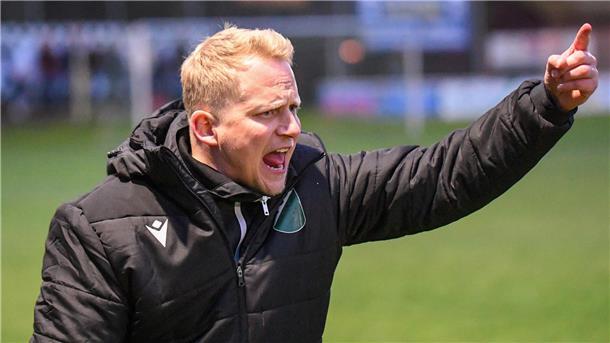 Der FC Hagen/Uthlede mit Trainer Joshua von Glahn war mit der Abwehrarbeit seiner Mannschaft nicht zufrieden.