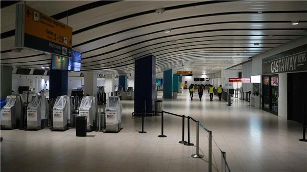 Der Flughafen von Montego Bay musste tagelang geschlossen bleiben.