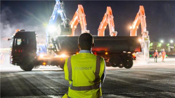 Fraport-Beschäftigte können Bekannte anwerben Der Frankfurter Flughafenbetreiber Fraport geht bei der Rekrutierung von Arbeitskräften neue Wege.