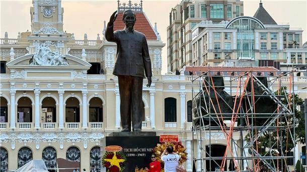 Der frühere Präsident Ho Chi Minh ist allgegenwärtig.