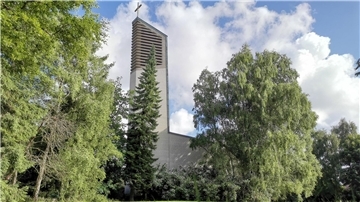 Das Foto zeigt die Pauluskirche im Nordenhamer Stadtteil Friedrich-August-Hütte (FAH). Der Standort, zu dem auch ein Gemeinde- und ein Pfarrhaus gehören, wird womöglich aufgegeben.