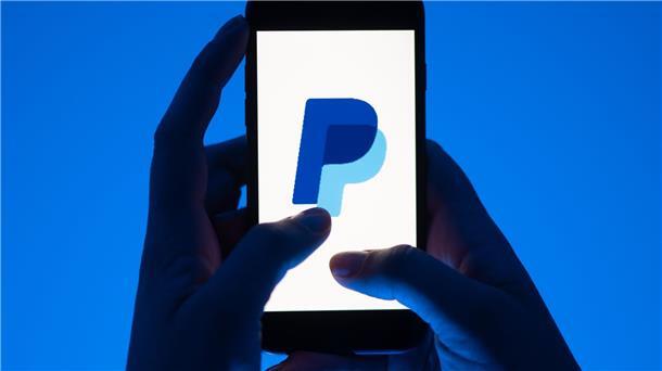 Paypal steigert Erlöse kräftig  Der Geschäftsausblick von Paypal enttäuscht.