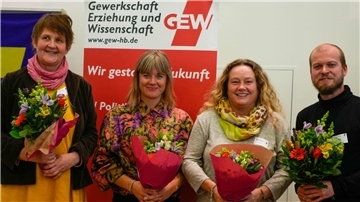 Der geschäftsführende Landesvorstand der GEW (von links): die Vorstandssprecherinnen Elke Suhr und Ramona Seeger, Landesschatzmeisterin Carmen Rehkopf und Landessprecher Fabian Kinz.