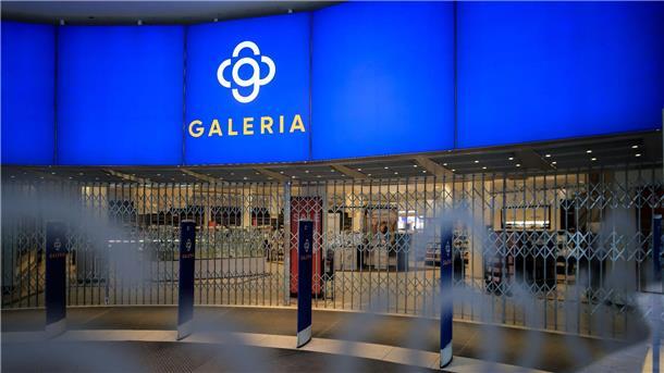 Habeck bedauert Schließung von Galeria-Warenhäusern Der geschlossene Eingang der Galeria Kaufhof in der Innenstadt von Leipzig. Die Filiale am Neumarkt schließt Ende Juni 2023.