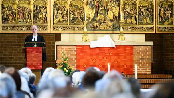 Osnabrücker Bischof ruft zum Reformationstag zu Frieden auf Der Gottesdienst in Hannover zum Reformationstag.